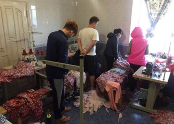 В Одессе СБУ накрыла очередной подпольный цех контрафактной одежды