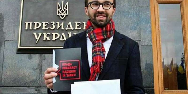 Порошенко после шантажа Тимошенко хочет сформировать коалицию без «Батькивщины» с внефракционными депутатами, – нардеп Лещенко