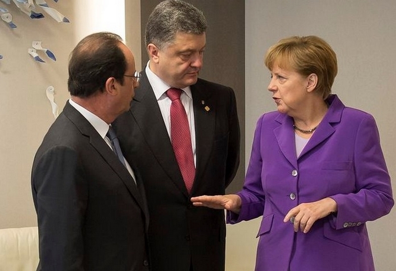 Меркель и Олланд: Санкции против РФ сохранятся до выполнения Минска-2 1