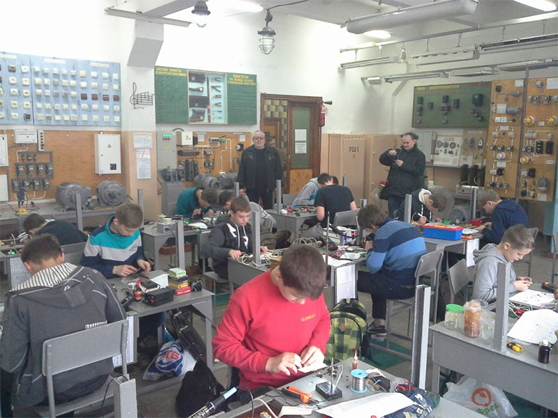 Николаевские школьники выиграли всеукраинский конкурс по радиоэлектронного конструирования 2
