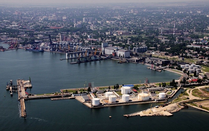 В портах большой Одессы заблокировано 39 гражданских судов под флагами 14 стран