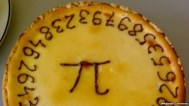 Любители математики во всем мире сегодня отмечают День числа Пи