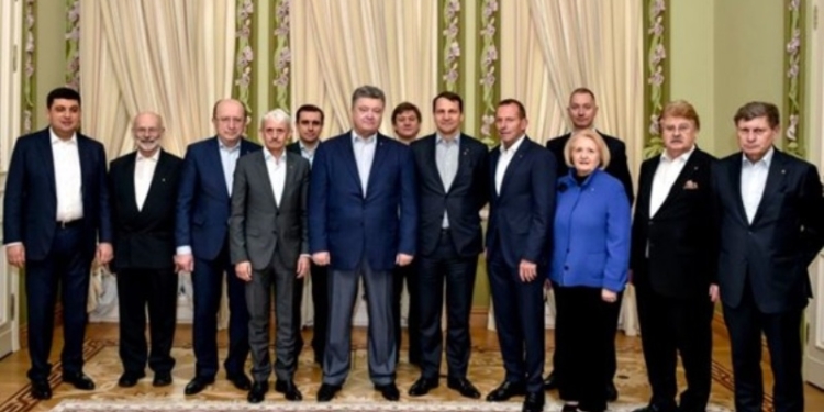 Порошенко обсудил реформы с членами международного консультативного совета