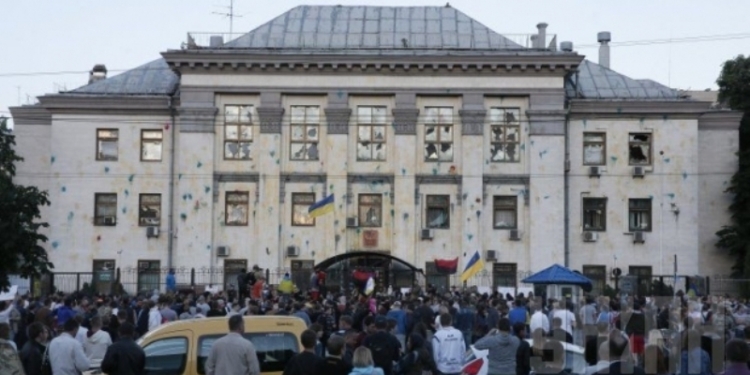 Госдеп США призвал Украину обеспечить безопасность российского посольства в Киеве