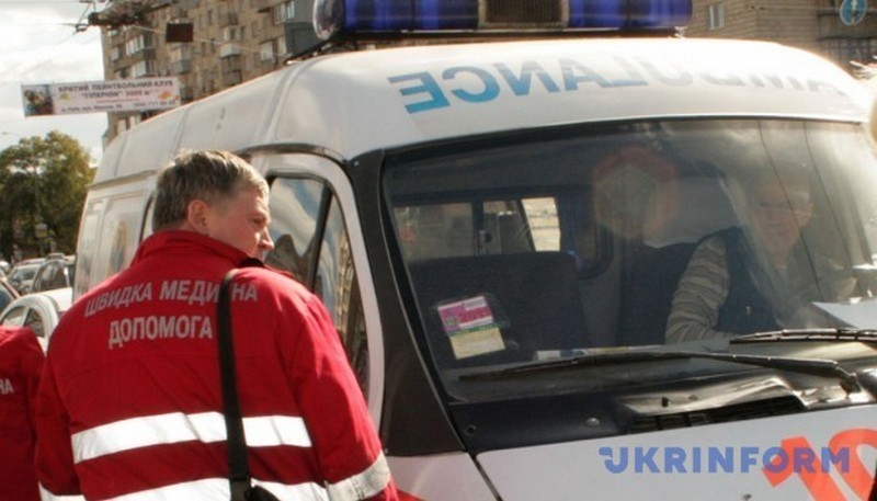 Вибух на території колишнього заводу у Києві: шість людей під завалами, з чотирма є зв’язок