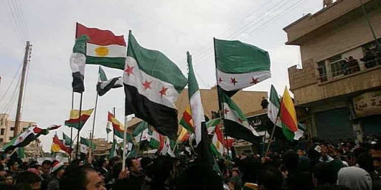 Сирийские курды провозгласили создание федерации