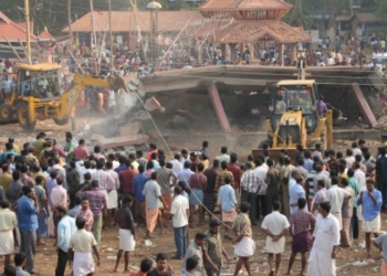 Погибло свыше 100 человек: стали известны причины смертельного пожара в храме в Индии