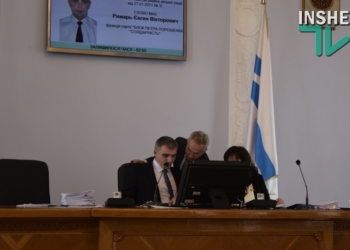 Депутаты Николаевского горсовета рекомендуют мэру уволить директора КДЮСШ «Коммунаровец» и его заместителя