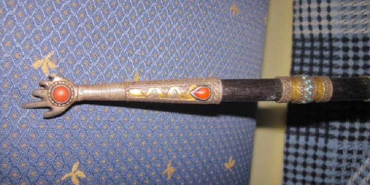 Из Киева в Москву везли старинный посох