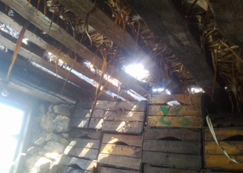 В Еланецком районе из-за короткого замыкания чуть не сгорела хозпостройка