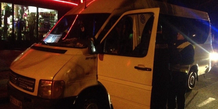 В Николаеве задержали пьяного водителя маршрутки №10. С пассажирами