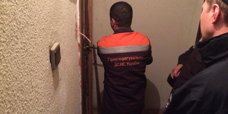 Нехорошая квартира. В Николаеве в одном месте и утечка газа, и потоп