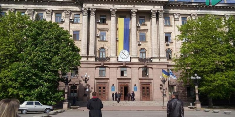 В Николаеве заминировали горсовет