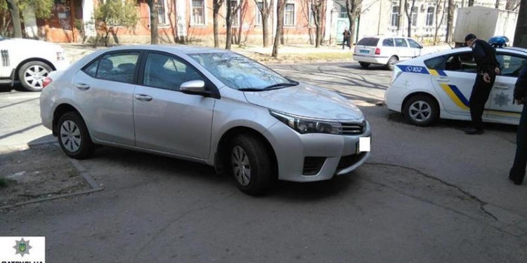 Забывчивый водитель добавил работы патрульным Николаева