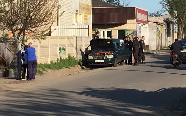 Взрыва не будет. В Геническе обезвредили машину, нашпигованную пластидом