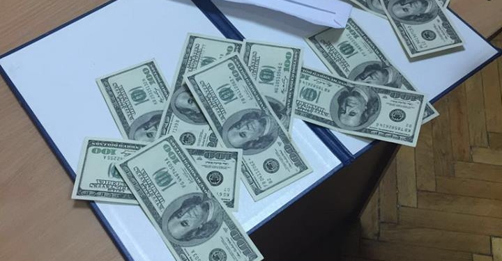Кто что охраняет, тот то и… В Одесской области СБУ разоблачила антикоррупционеров-взяточников
