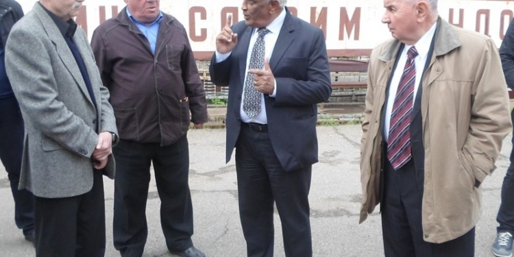 На ГП «Судостроительный завод им. 61 коммунара» побывали представители Индии и Турции: присматривались к крейсеру «Украина»