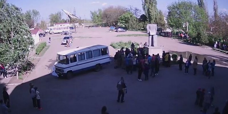 В Одесской области местные жители помешали неизвестным снести памятник Ленину