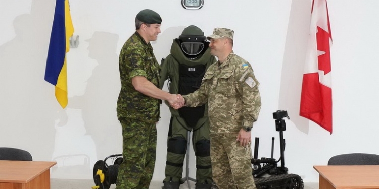 В Украине открылся класс подготовки специалистов по разминированию самодельных взрывных устройств