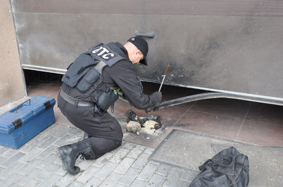 В Варваровке взорвалась граната: растяжку поставили на ворота гаража