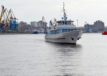 Вместо катера право довозить николаевцев до Малой Коренихи могут отдать фирме экс-депутата горсовета Инги Шаповаловой