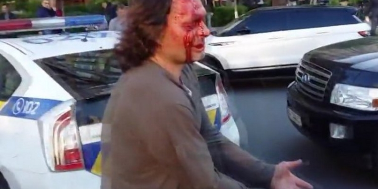 В Киеве патрульные с применением силы скрутили олимпийского чемпиона по греко-римской борьбе