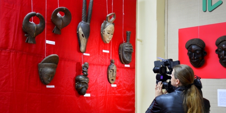 «Таинственное искусство тропической Африки»: в Николаевском музее им. Верещагина открылась уникальная выставка