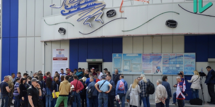 Николаевцы выступили против закрытия катка «Гольфстрим», который в любом случае закрывается – уходит на летние каникулы