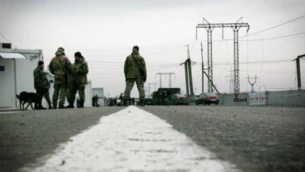 Боевики устроили "бомбардировку" с беспилотника сил АТО под Донецком 1