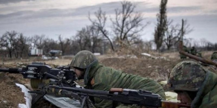 Штаб АТО сообщает: за прошедшие сутки боевики обстреливали позиции ВСУ 61 раз