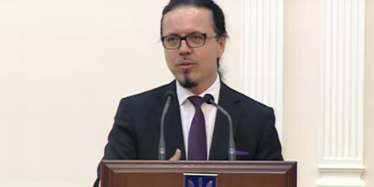 Кабмин назначил главой “Укрзализныци” Войцеха Балчуна