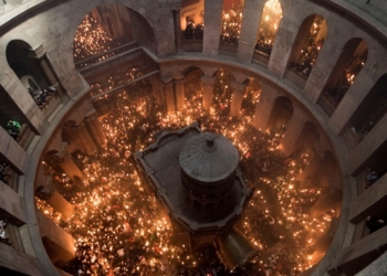 Схождение Благодатного огня в Иерусалиме. Трансляция