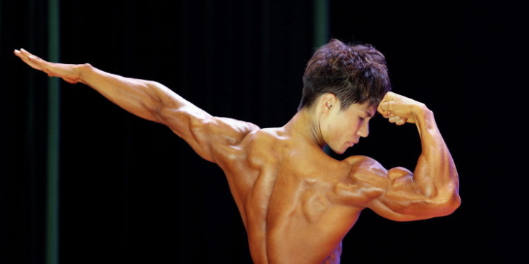 Приходи на меня посмотреть. В Бразилии стартовал конкурс рельефной мускулатуры