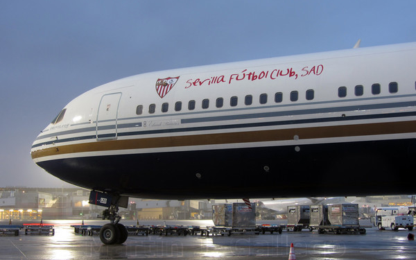 “Севилья” попросила у “Шахтера” 40 кг льда, целые фрукты и полицейский эскорт