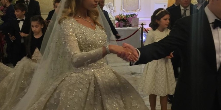 Свадьбу сына нефтемагната РФ Гуцериева оценили в $1 млрд. и назвали самой дорогой в истории