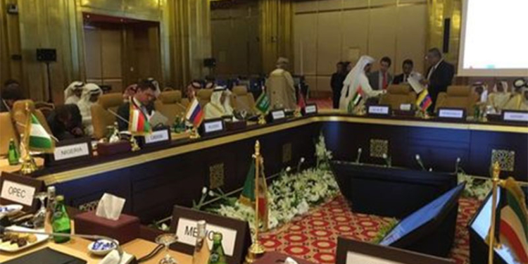 Нефтяной саммит в Дохе начался с шестичасовым опозданием