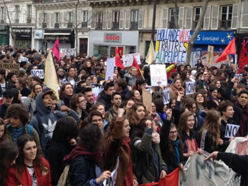 Во Франции очередная акция против нового Трудового кодекса собрала более 100 тысяч человек 4