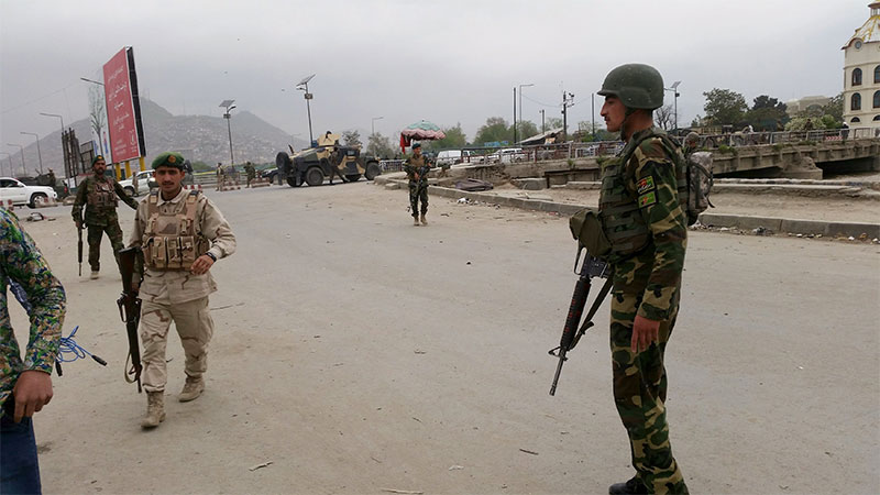 В Кабуле смертник взорвал автобус с работниками суда 1
