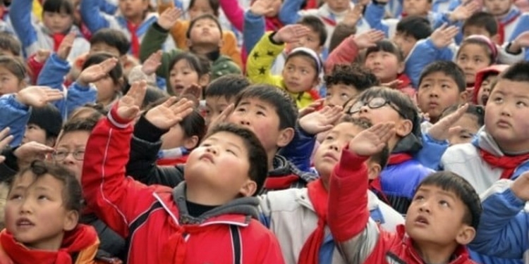 Китайцам, живущим на границе с Россией, разрешили иметь трех детей