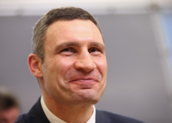 Кличко держит в банке 247 миллионов и не получает зарплату