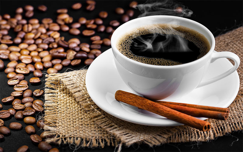 Украинцы выпивают вне дома по 100 чашек кофе в год, и все чаще ищут определенный вкус 1