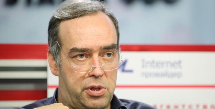 Директор Интерфакс-Украина заявил, что документы о передаче Roshen в слепой траст были подписаны еще в январе