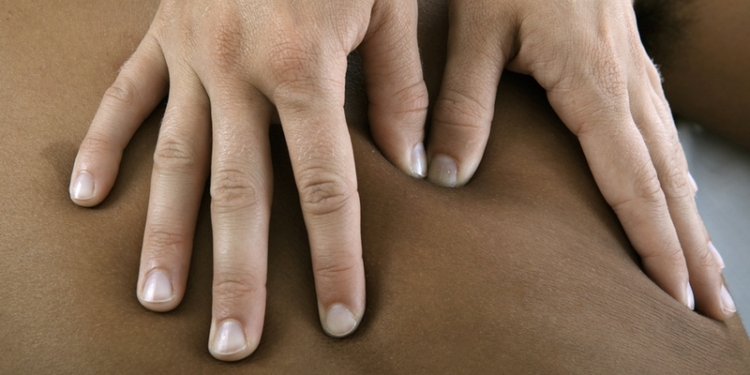 Жителю Николаева так хотелось массажа, что он отдал мошенникам больше 3 тыс.грн.