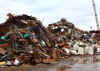 Нацполиция потребовала немедленно остановить вывоз металлолома из Украины – СМИ