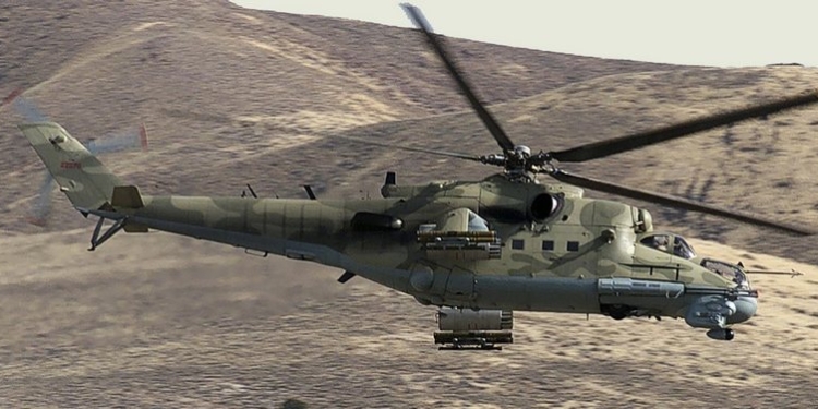 Президент вернул из Либерии 3 боевых вертолета – они могут пригодиться в АТО