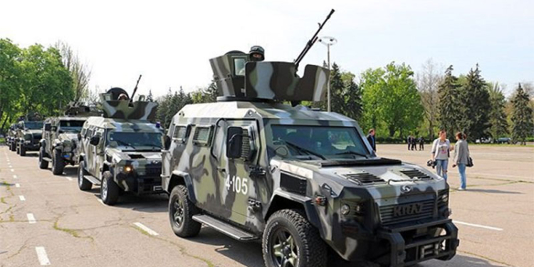 В Одессе бойцы Нацгвардии провели смотр на Куликовом поле