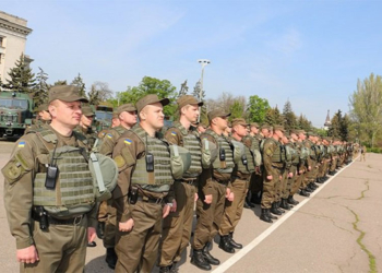 В Одессе бойцы Нацгвардии провели смотр на Куликовом поле