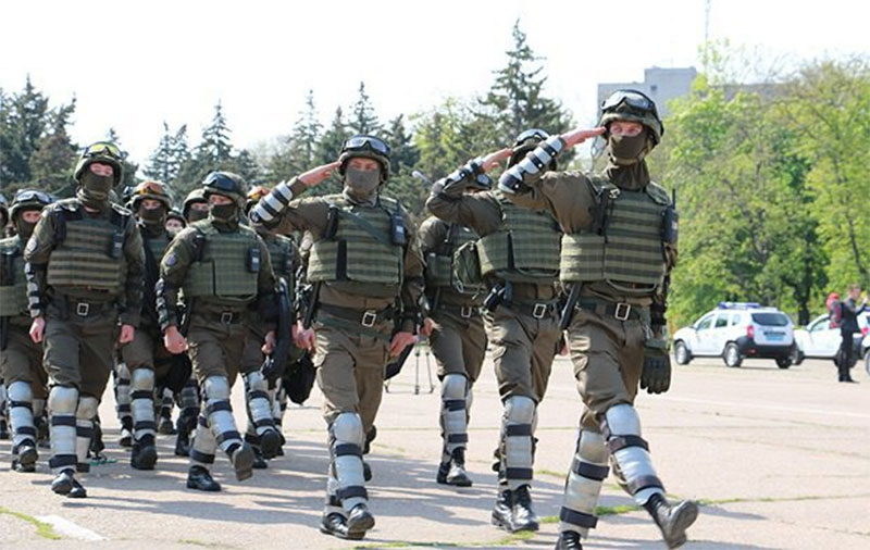 С 1 августа патрули Нацгвардия выйдут на улицы. Они имеют право на многое, включая применение оружия 1