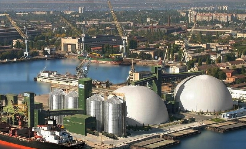 «Нибулон» экспортировал более 4,6 млн. тонн зерна в сезоне 2015/16 1