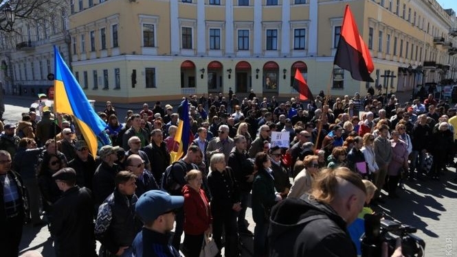 В Одессе продолжается акция протеста против прокурора Стоянова